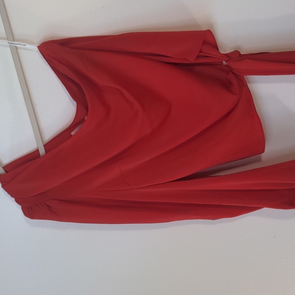 Lovers + Friends Kendall One Shoulder Blouse NWT XS - Picture 4 of 9
